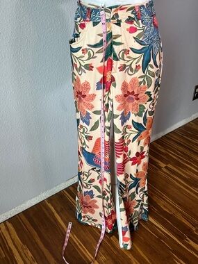 Wide Leg Floral Print Pants in Cream